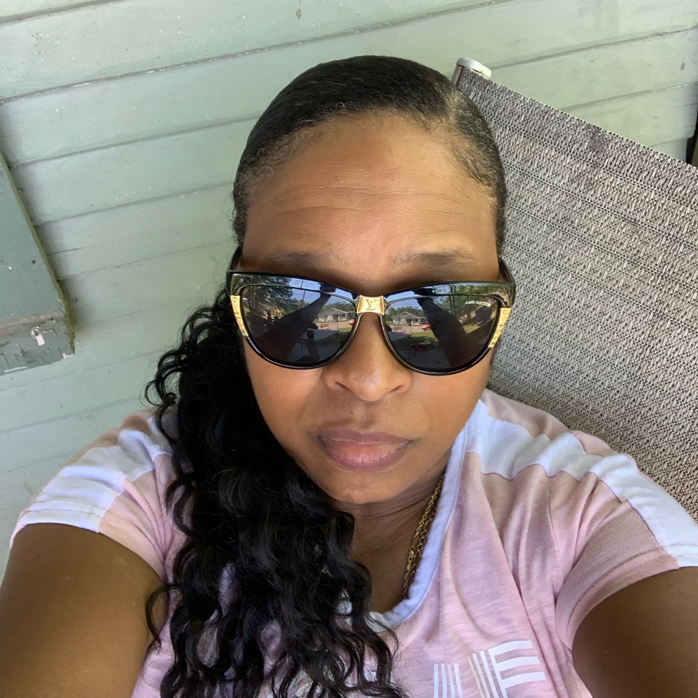 Meet your Posher, Sherye